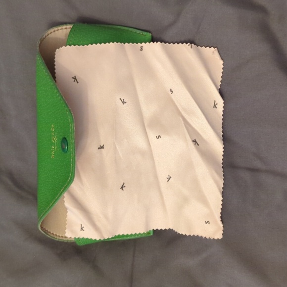Kate Spade glasses case - Picture 3 of 4